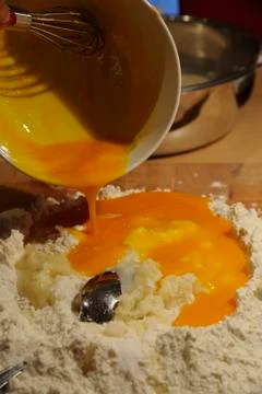 Eggs and wheat: base for making pasta 스톡 사진