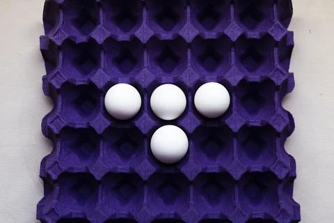 Eggs arranged in geometric patterns Foto stock