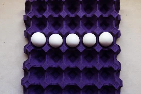 Eggs arranged in geometric patterns Foto stock