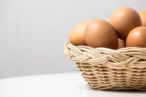 Eggs in basket Foto stock