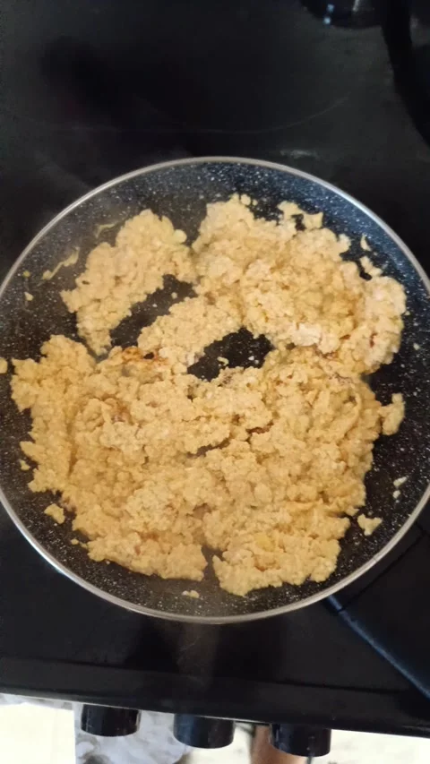 Eggs with cheese on a pan Video stock 291674977