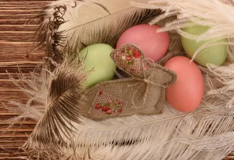 Eggs on pens Stockfoto's