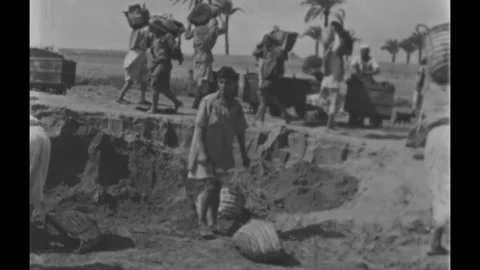 EGYPT - 1940s - Egyptian workers create mud bricks. Video stock 338019041