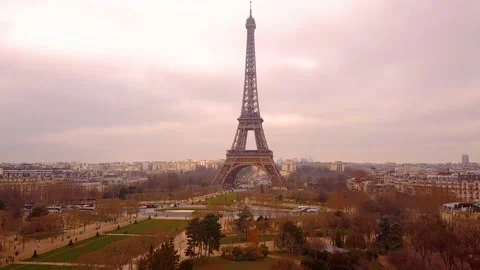 Eifel tower revealing and going up. Stock Footage 138661559