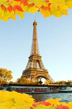 Eiffel tour  in fall,  paris Stock Illustration