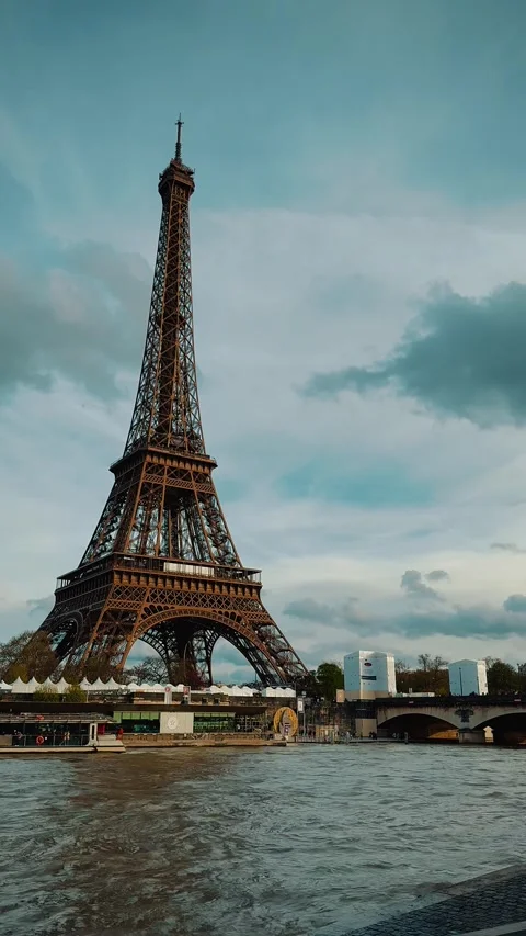 The Eiffel tower 34 Stock Footage 346082598