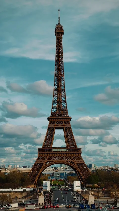 The Eiffel tower 37 Video stock 346082513