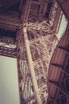 The Eiffel Tower and blue sky (Paris, France) 스톡 사진
