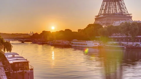 Eiffel Tower and the Seine river at Sunrise timelapse, Paris, France Stock Footage 153456984