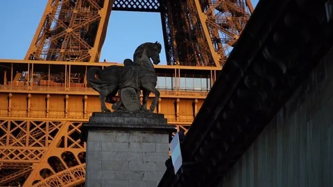 Eiffel Tower and statue. Romantic honeymoon travel destination famous tourism Stock Footage 125495674
