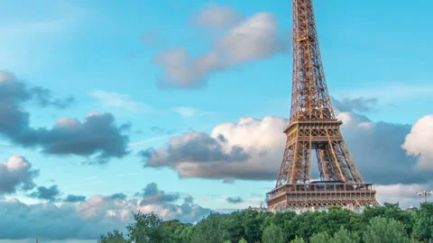 Eiffel Tower with boats in evening timelapse Paris, France Stock Footage 236712835