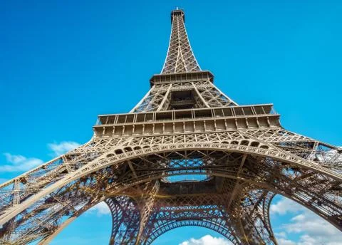 The Eiffel Tower bottom view over blue sky Fotos Stock