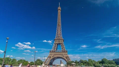 Eiffel Tower with bridge over Siene river in Paris timelapse hyperlapse, France Video stock 143392896
