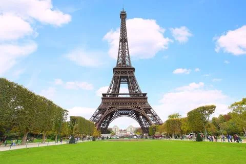 The Eiffel Tower The Eiffel Tower in Paris, France Copyright: xZoonar.com/... Stock-Fotos