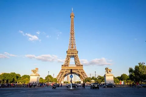 Eiffel Tower Eiffel Tower in summer, Paris France Copyright: xZoonar.com/V... Stock Photos