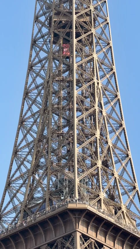 Eiffel Tower Elevator Descending in Close-Up Vertical View on Clear Day in Paris Stock-Footage 340287801