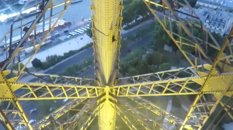 Eiffel Tower elevator Vidéo 39885540
