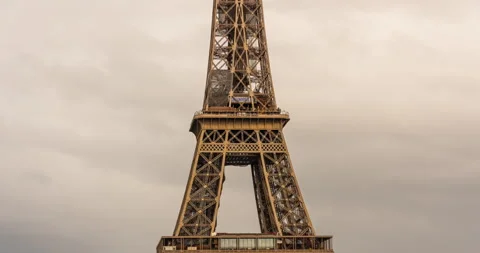 The Eiffel Tower Video stock 160670582
