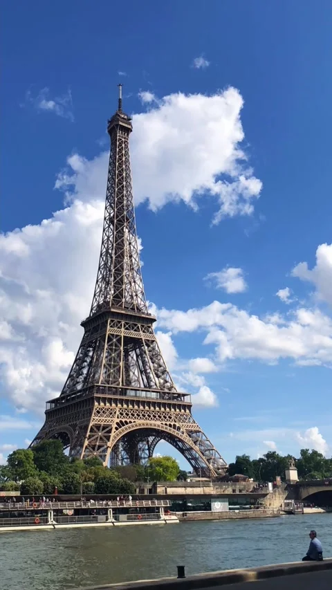 Eiffel Tower Video stock 168604514