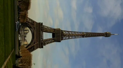 Eiffel Tower from head to toe Video stock 626960