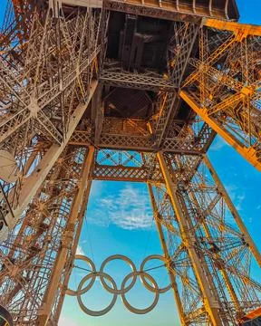 Eiffel tower. Illuminated tower with Olympic rings Stock Photos