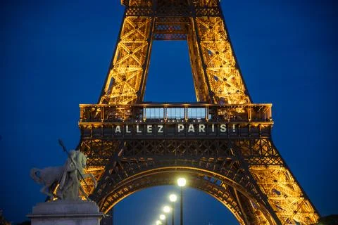 Eiffel Tower lights a message to support Paris, France - 30 May 2025 Stock Photos