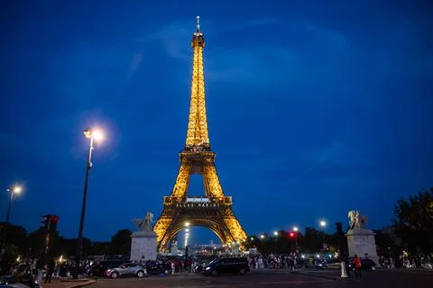 Eiffel Tower lights a message to support Paris, France - 30 May 2025 Stock Photos