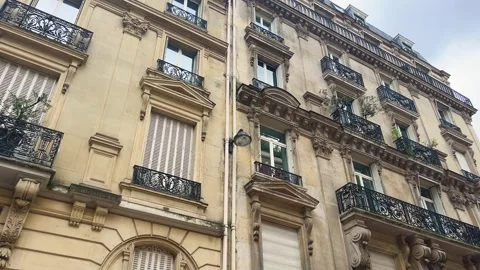 Eiffel Tower from lively Rue Buenos-Ayres street, 8th arrondissement, Paris. Stock Footage 311944309