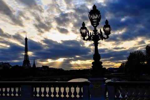 Eiffel tower by night Foto stock