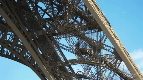 Eiffel Tower in Paris 4K slow moton Stock Footage 88093476