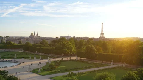 Eiffel Tower in Paris 4K slow motion Stock Footage 88234353
