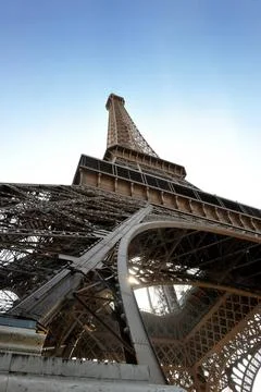 Eiffel tower in paris at day Eiffel Tower in Paris against a dramatic blue... Foto stock