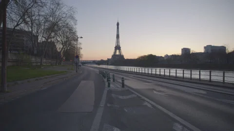 Eiffel Tower Paris Sunrise Empty Vide Coronavirus Confinement COVID19 01 Video stock 131256564