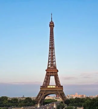 Eiffel Tower in Paris at Sunset Foto stock