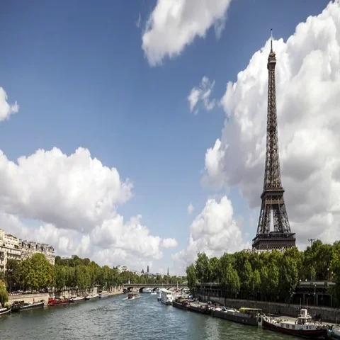 Eiffel Tower Silhouette View from the river Seine in Paris. Time-lapse sequence 스톡 동영상 69402615