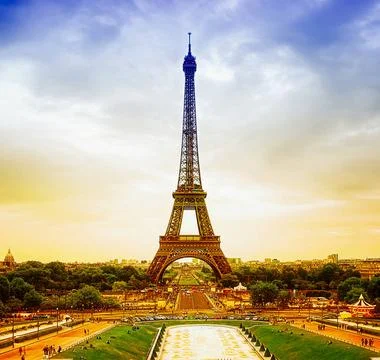 Eiffel Tower at sunset Eiffel Tower at sunset Copyright: xZoonar.com/Janxx... Stock-Fotos