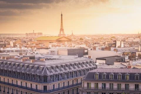 Eiffel tower view from Opera Garnier at sunset from above, Paris, France Fotos Stock