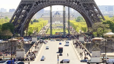 Eiffel tower zoom timelapse Stock Footage 97822645