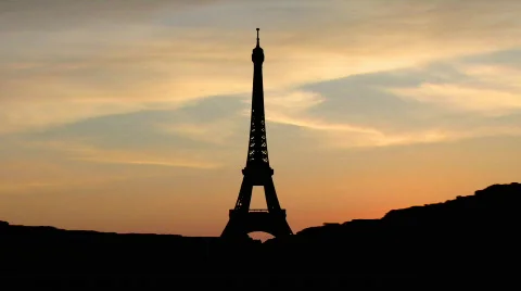 Eiffel`s tower dusk 스톡 동영상 694961