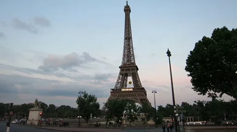 Eiffeltower, Paris - Evening Stock Footage 48573701