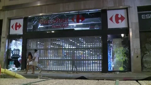 Eight arrested as pro-Palestinian protest turns violent in Barcelona, Barcelona, Stock Footage 318379692