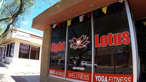 Hot Yoga Domes Pop Up in Toronto