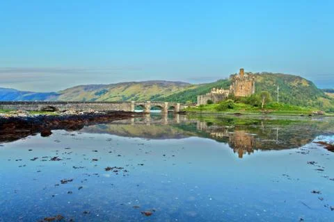 Eilan donan castle at sunset Stock Photos