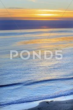 Eilwood mesa pacific ocean sunset goleta california Stock Photos