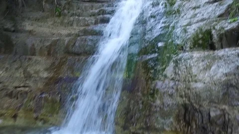 Ein Gedi Waterfall 1 動画素材 75621087
