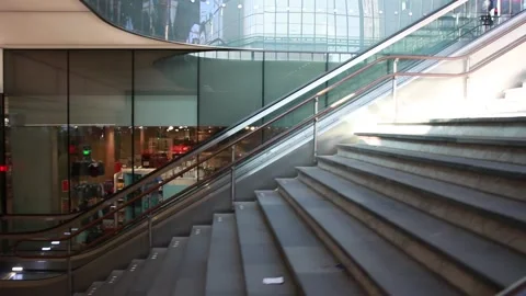 Eindhoven central station in FullHD Stock Footage 86236204
