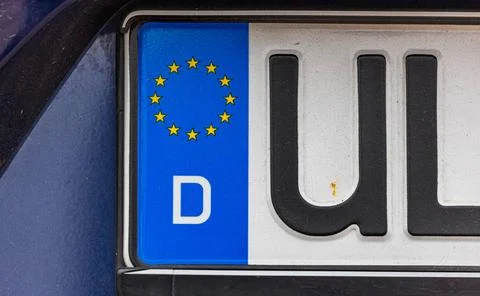  Eine Autonummer auf welcher die Landeskennung Deutschland klar erkennbar ... Stock Photos