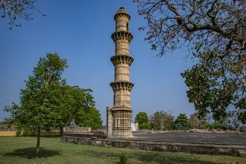 Ek Minar Ki Masjid, Champaner-Pavagadh Archaeological Park, UNESCO World Stock Photos