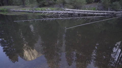 El Cap in Yosemite  Reflecting in River 스톡 동영상 56017093