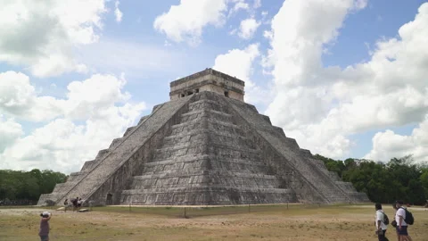 El Castillo or Kukulkan temple also know as the Pyramid of Chichen Itza Stock Footage 156701103